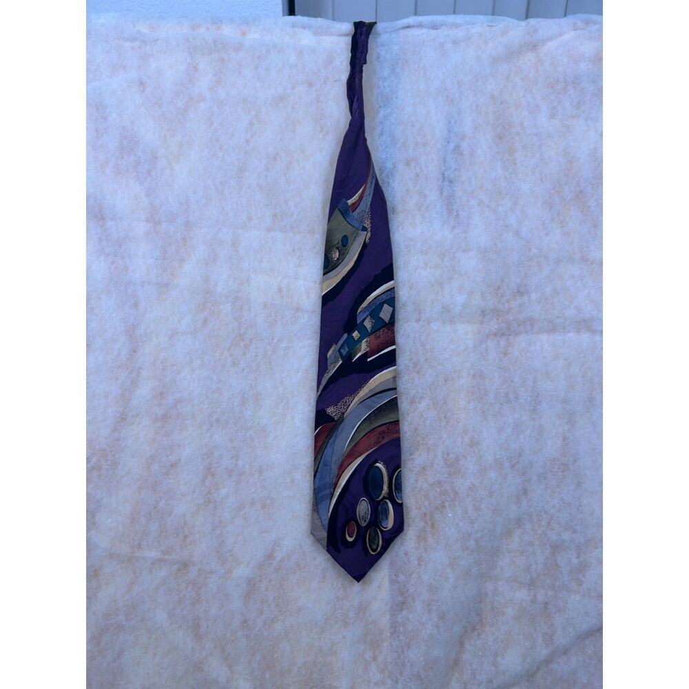 Chez Roffe silk tie abstract geometric pattern
